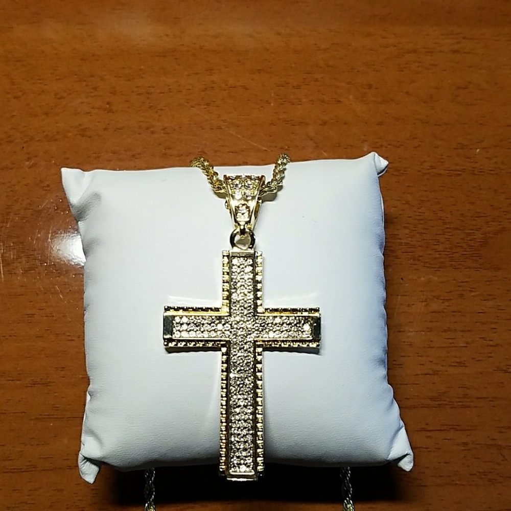 Mens "Jordan" 20K Gold Plated Cross Necklace - Picture 3 of 7